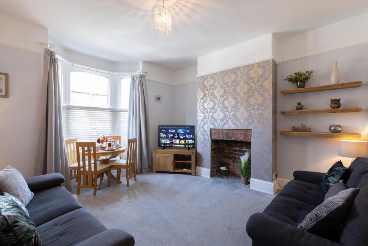 Bootham Apartment 32 - Free Parking - Five Minute Walk To York Minster Екстериор снимка