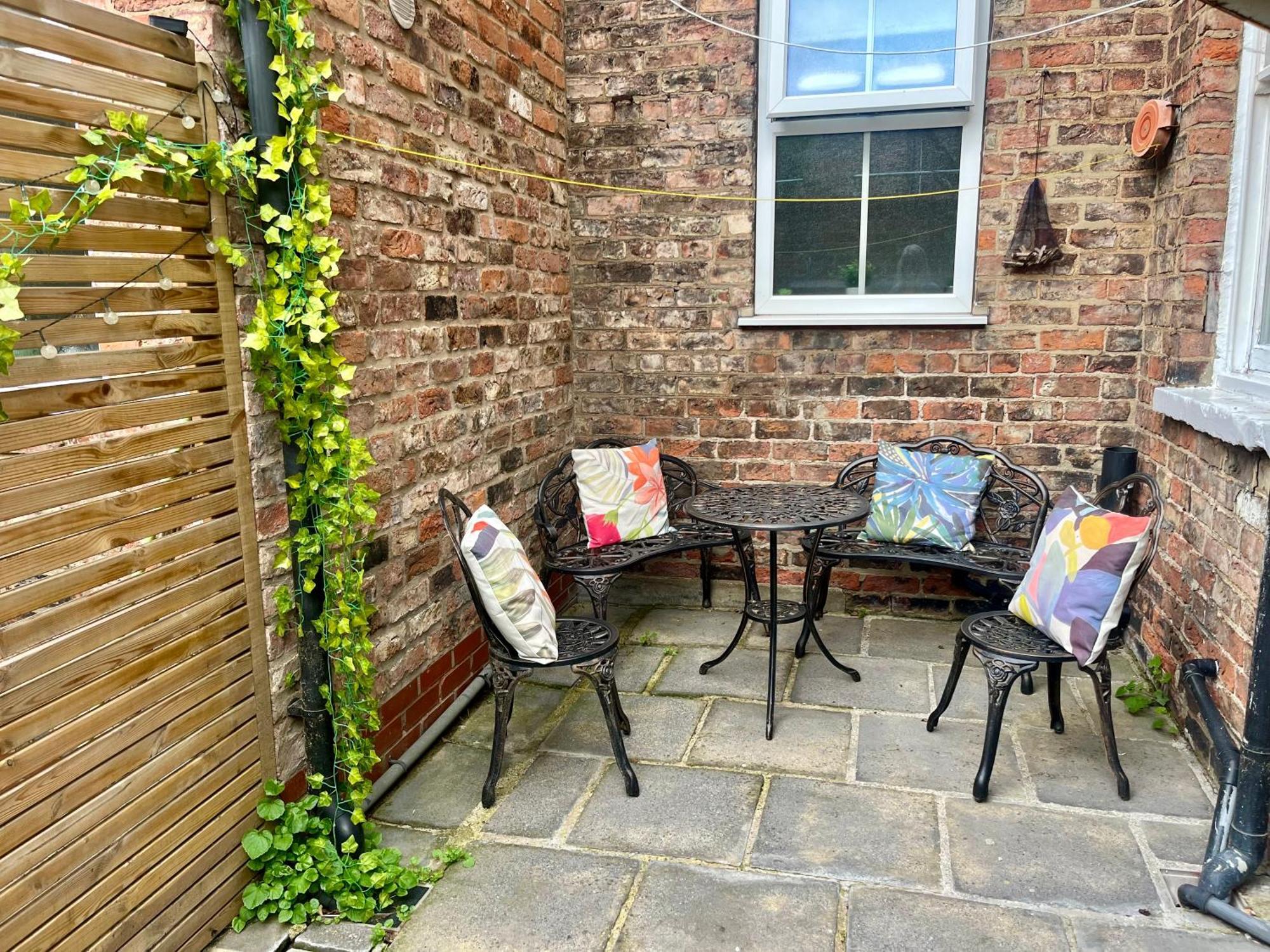 Bootham Apartment 32 - Free Parking - Five Minute Walk To York Minster Екстериор снимка